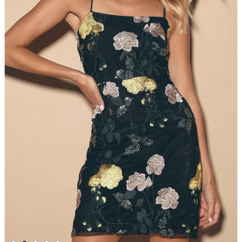 Black Floral Embroidered Sequin Bodycon Mini Dress